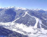 Městečko Flachau Flachau městečko v zimě